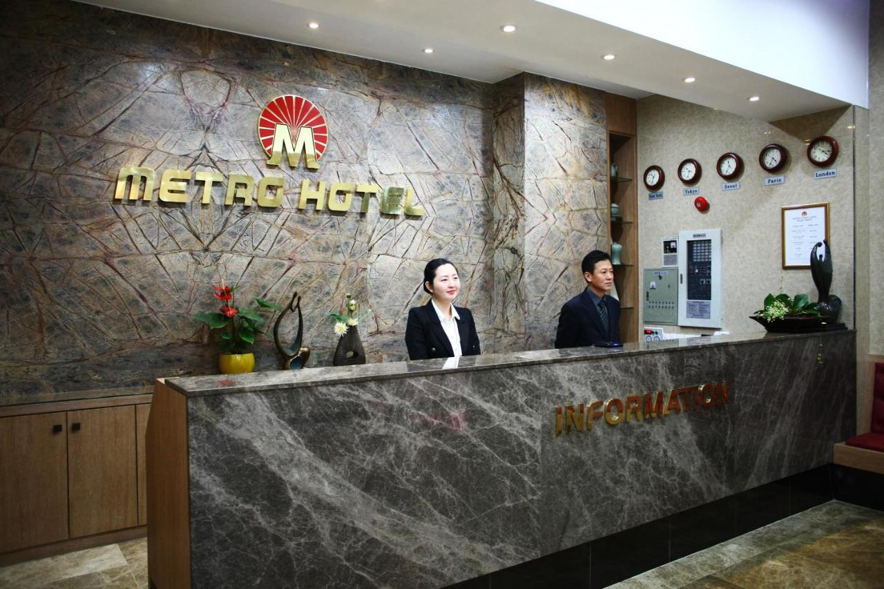 Metro Pol Tourist Hotel Пхьонтхек Екстер'єр фото